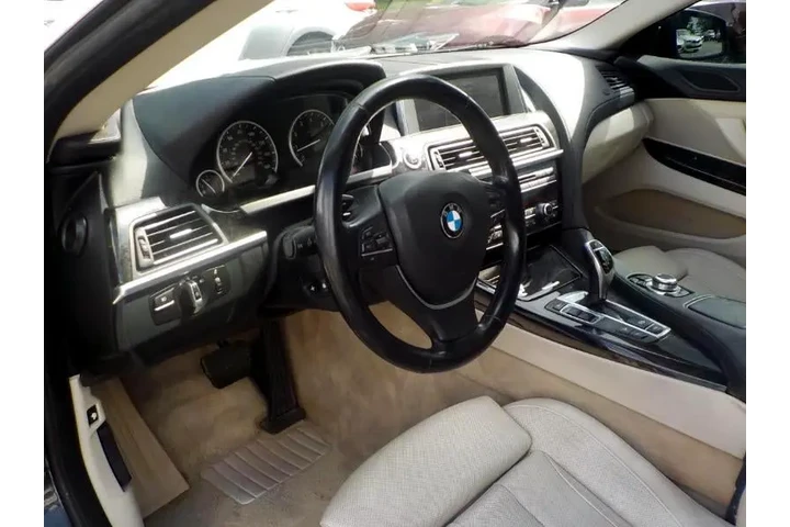 $14945 : 2012 6-Series 650i xDrive Cou image 10