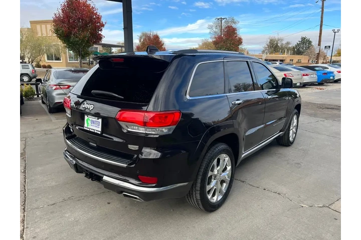 2020 Grand Cherokee Summit 4WD image 5