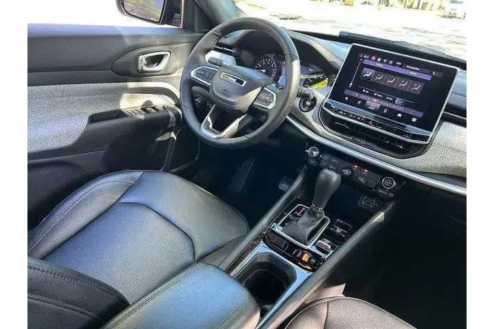 $25695 : Jeep Compass 2024 4x4 Latitu image 10