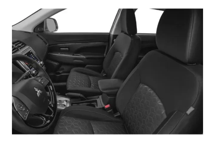 $18399 : Mitsubishi Outlander Sport 2 image 9