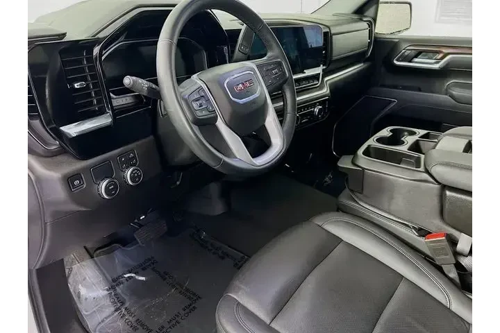 $39900 : GMC Sierra 1500 2025 4x2 SLT image 9