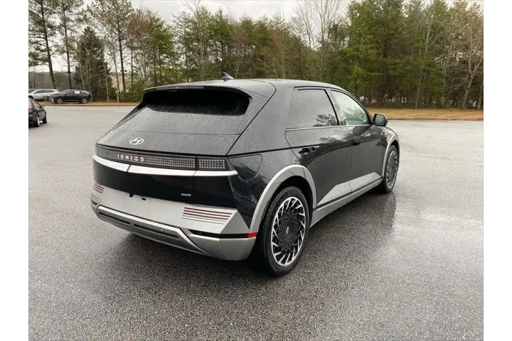 $28560 : Hyundai IONIQ 5 2024 AWD Lim image 6