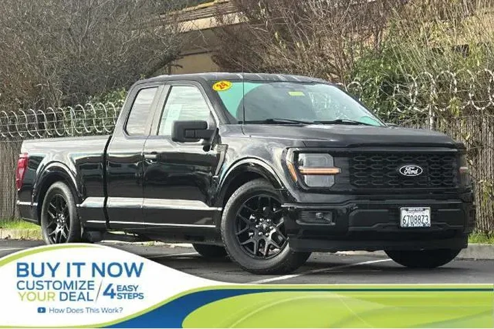 $36749 : Ford F-150 2024 4x2 STX 4dr image 1
