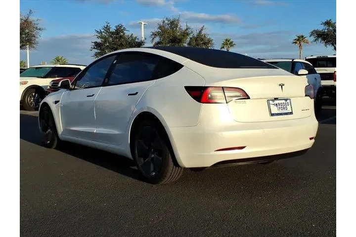 $20900 : Tesla Model 3 2022 AWD Long image 3