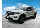 $33697 : Ford Explorer 2023 AWD XLT 4 thumbnail