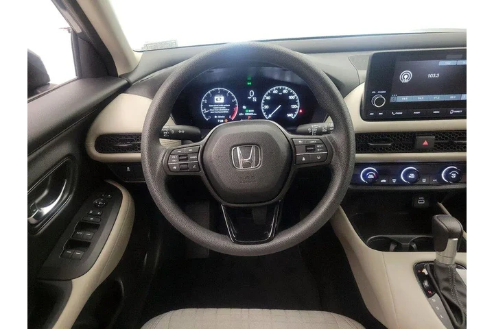 $23998 : Honda HR-V 2025 LX 4dr Cross image 10