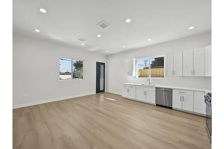 $1265 : Wonderful 1BA/1BD For Rent image 4