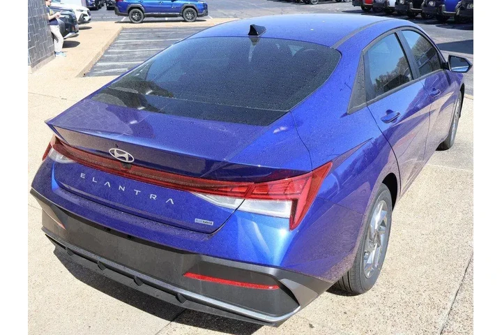 $26547 : Hyundai ELANTRA Hybrid 2026 image 6