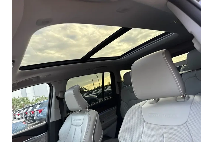 $30900 : Jeep Grand Cherokee 2022 4x2 image 8