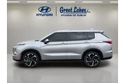 $20366 : Mitsubishi Outlander 2022 AW thumbnail