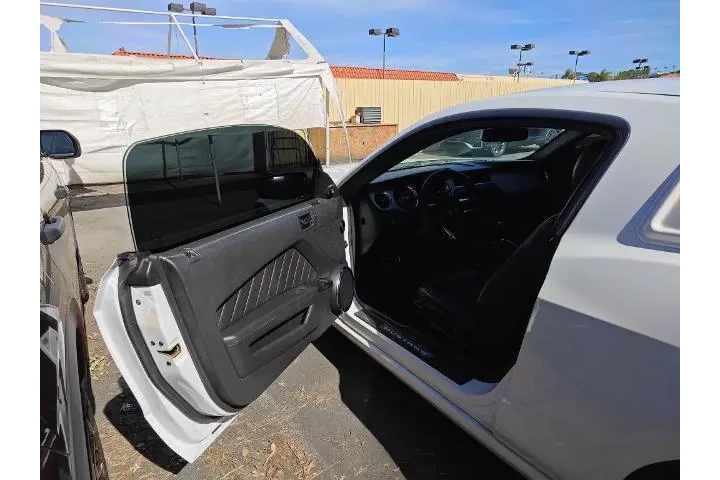 $13502 : Ford Mustang 2014 V6 2dr Fas image 6