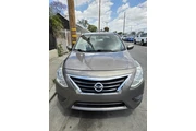 Nissan Versa 2015 Salvage en Los Angeles