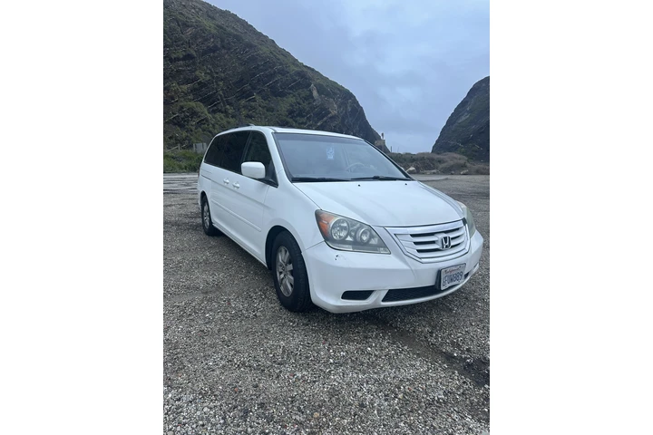 $4100 : 5FNRL3H61AB045038 image 1