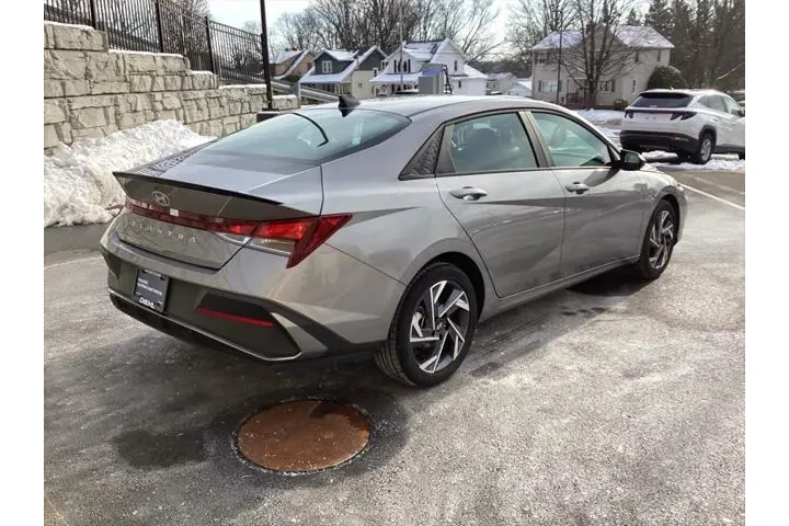 $21663 : Hyundai ELANTRA 2025 SEL Spo image 8