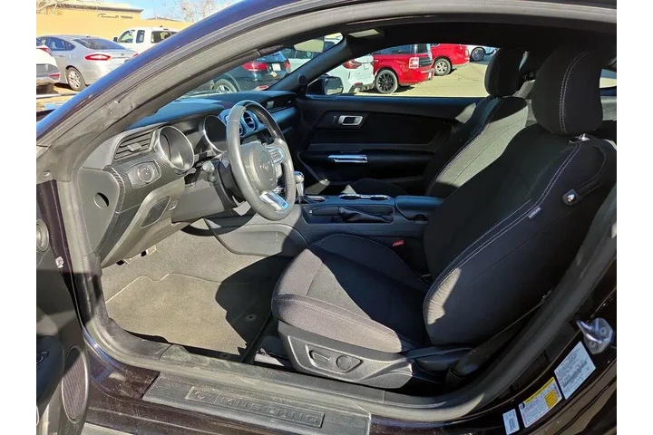 $23998 : Ford Mustang 2021 EcoBoost 2 image 10