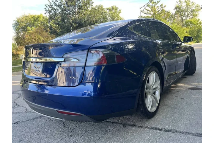 $12991 : 2015 Model S 85D image 9