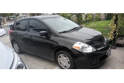 Nissan  versa en Los Angeles
