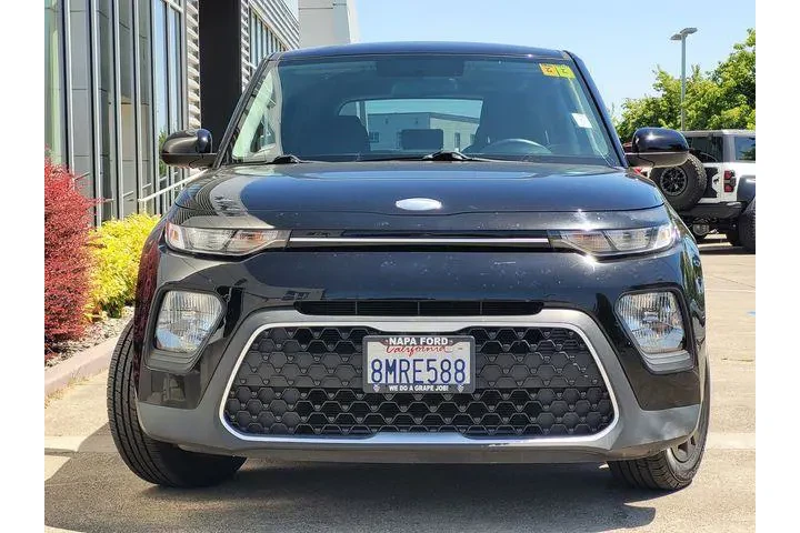 $15500 : Kia Soul 2020 LX 4dr Crossov image 2