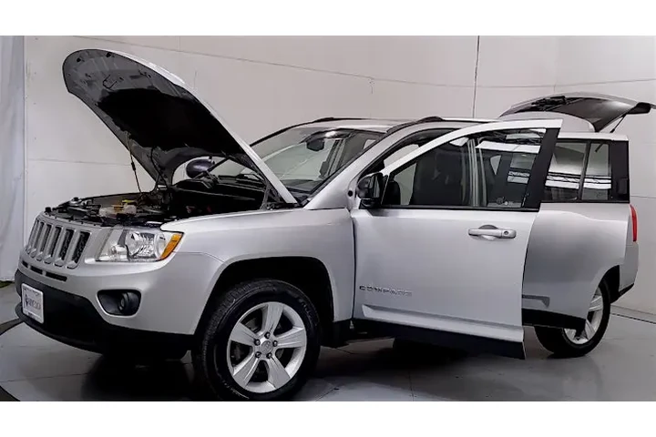 2015 Escape SE 4WD image 9