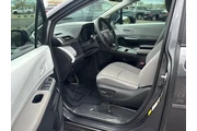 $46997 : Gold Certified 2025 Sienna LE thumbnail