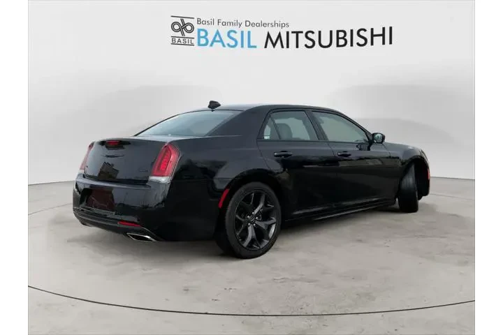 $33322 : Chrysler 300 2023 Touring L image 5