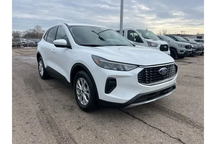 $21624 : Ford Escape 2023 AWD Active image 3