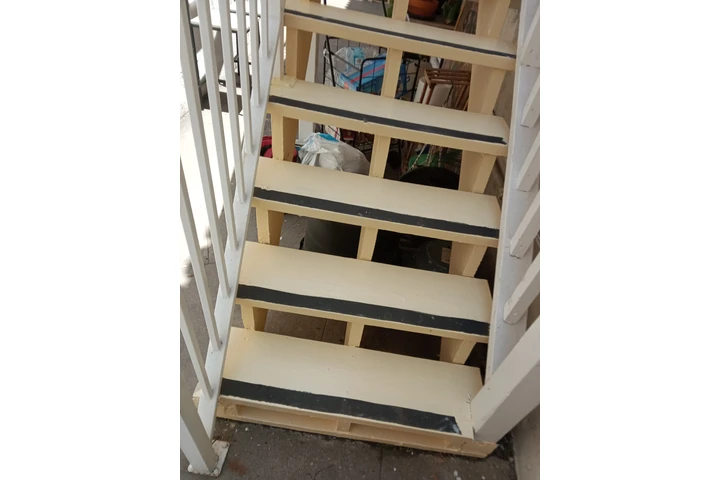Painting & maintenance image 9