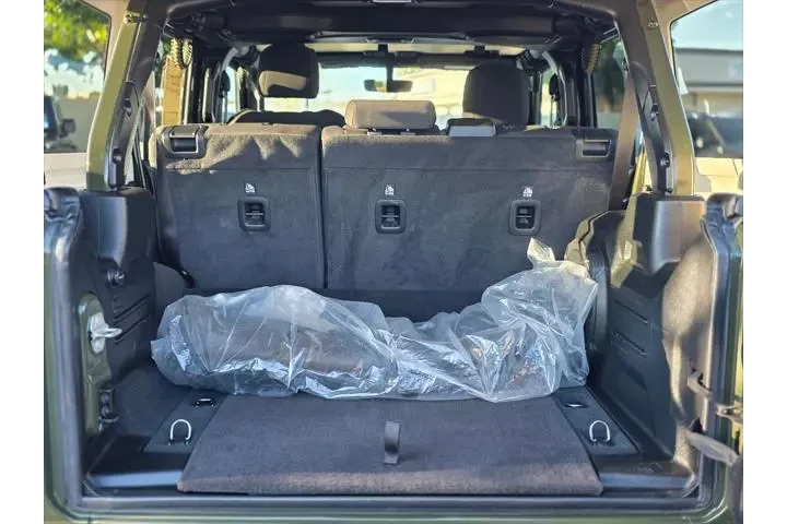 $31995 : Jeep Wrangler 2023 4x4 Rubic image 10