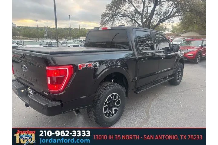 $33226 : Ford F-150 2021 4x4 XLT 4dr image 8