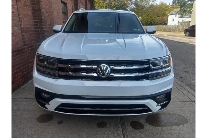 $20000 : 2019 Atlas V6 SE R-Line 4Moti image 3