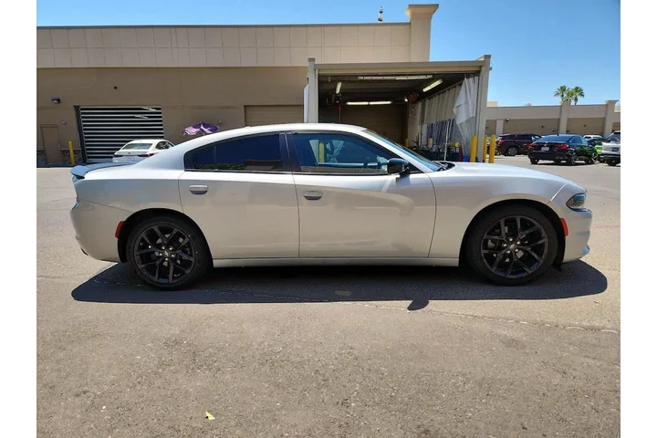 $23998 : Dodge Charger 2021 SXT 4dr S image 4