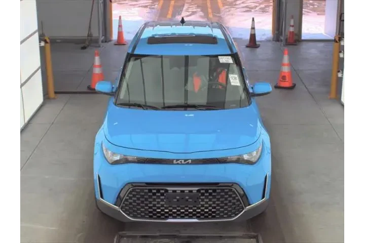 $18693 : Kia Soul 2023 EX 4dr Crossov image 2