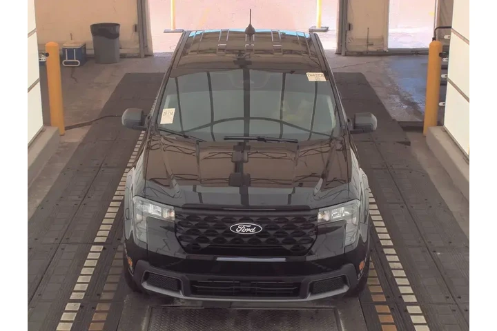 $31999 : Ford Maverick 2025 AWD XLT 4 image 2