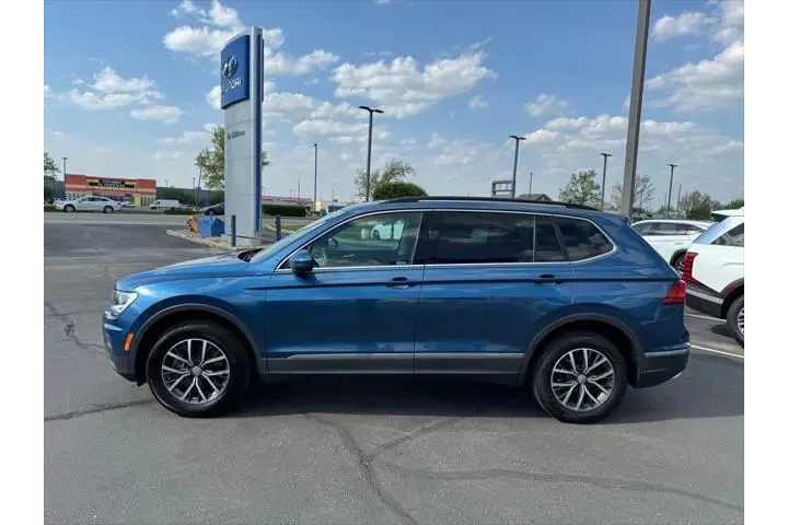 $12990 : Volkswagen Tiguan 2020 SE 4d image 4