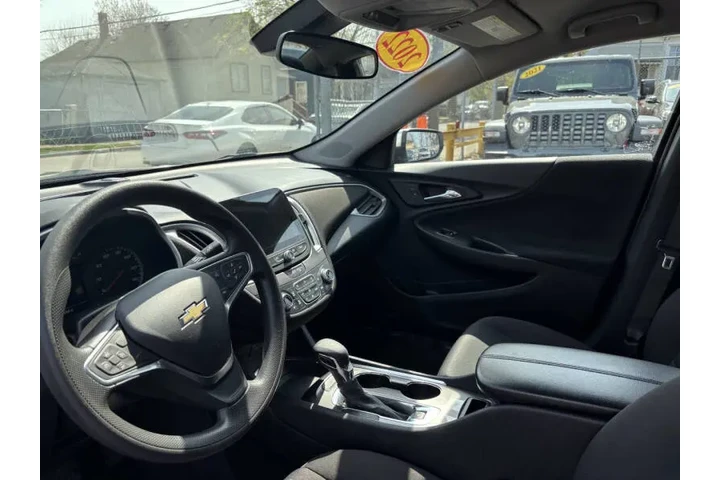 $18995 : 2022 Malibu LT image 10