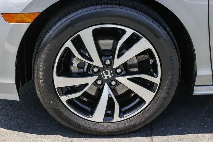 $27198 : Honda Odyssey 2019 Elite 4dr image 9