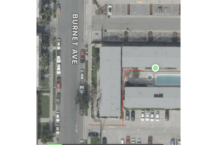 $1400 : Rento mi Cuarto North Hills image 2