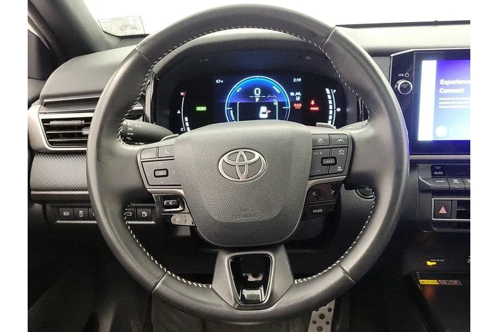 $26998 : Toyota Camry 2025 SE 4dr Sed image 10