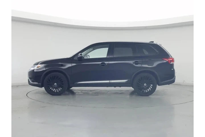 $13998 : Mitsubishi Outlander 2019 SE image 3