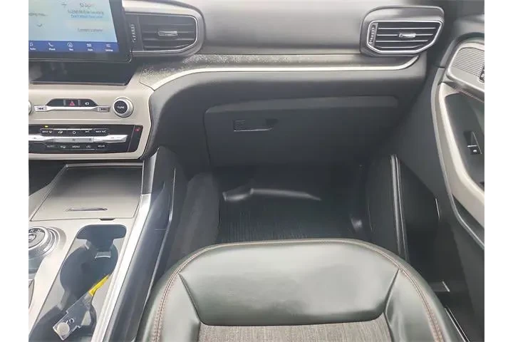 $32999 : Ford Explorer 2022 AWD Timbe image 10