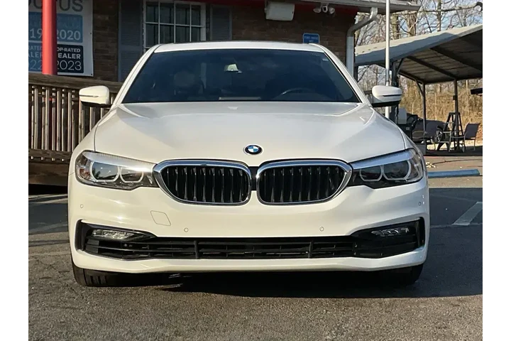 $15985 : BMW 5 Series 2017 530i 4dr S image 2