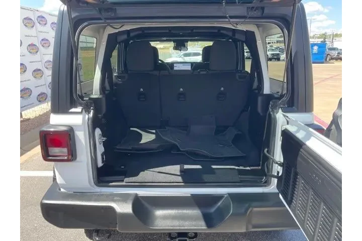 $23988 : Jeep Wrangler 2024 4x4 Sport image 6