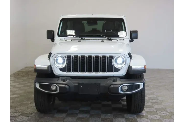 $36283 : Jeep Wrangler 2024 4x4 Sahar image 2