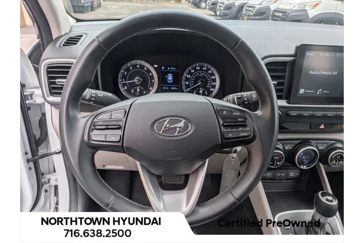 $16834 : Hyundai VENUE 2022 SEL 4dr C image 8