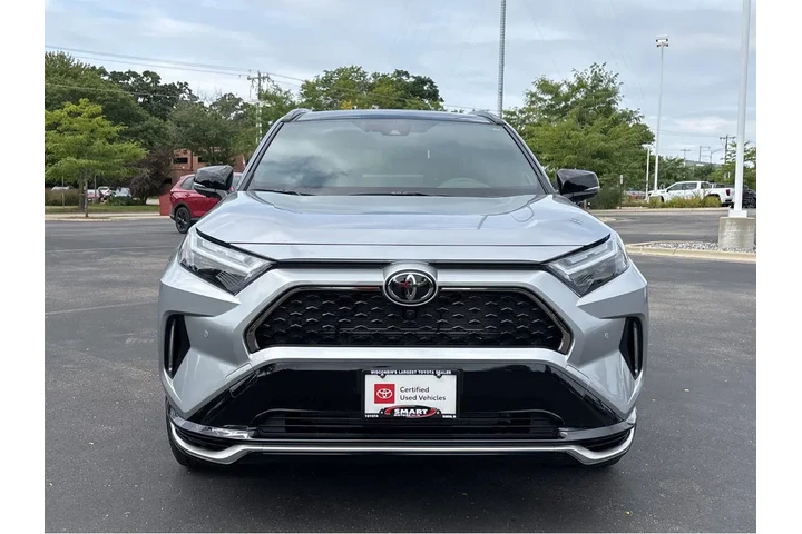 $56997 : 2025 RAV4 Plug-In Hybrid XSE image 7