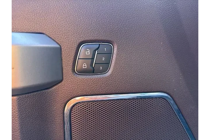 $34781 : Ford F-150 2019 4x4 King Ran image 8