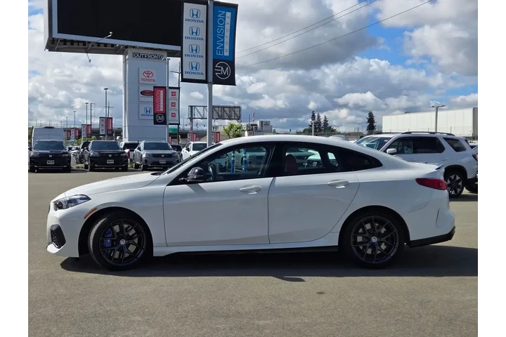 $39998 : BMW 2 Series 2023 AWD M235i image 4