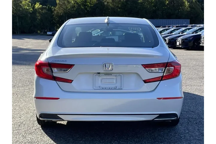 $12722 : Honda Accord 2019 LX 4dr Sed image 7