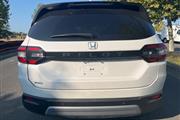 $44412 : PRE-OWNED 2024 HONDA PILOT EX thumbnail