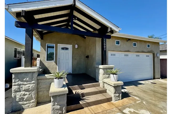 $2800 : Beautiful single family image 2